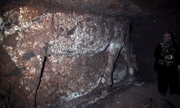 Algunos de los restos arqueológicos hallados en los túneles de Mosul.