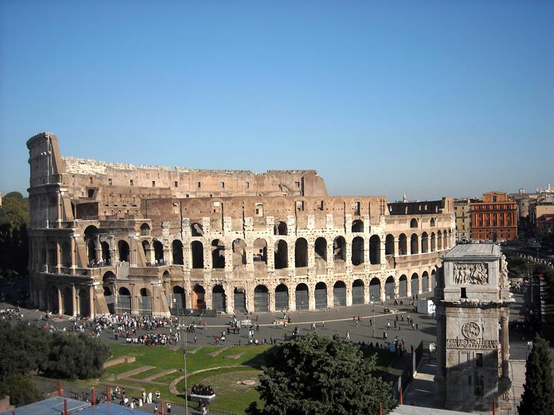 Vista del Coliseo desde la "Viña Barberini", desde el Palatino Romano.